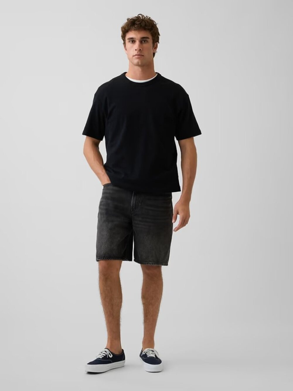 NWT Men's GAP 10.5" Baggy Denim Shorts- Black Wash JORTS SIZE 36